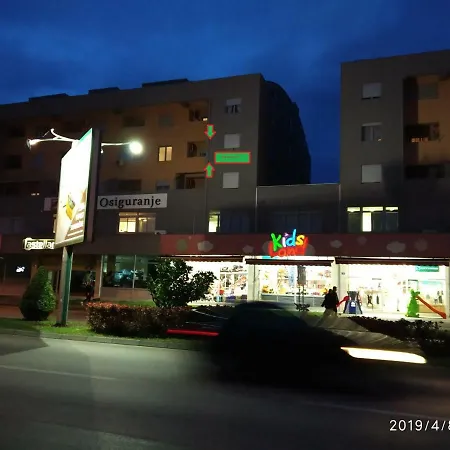 Warm And Cozy Apartament *